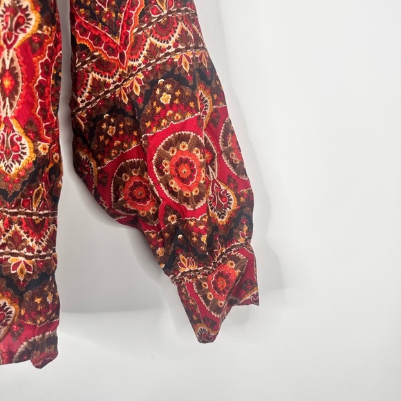 Carole Little  Mock Neck Blouse Sz M | Red Black Boho Abstract Print Long Sleeve - Picture 5 of 14